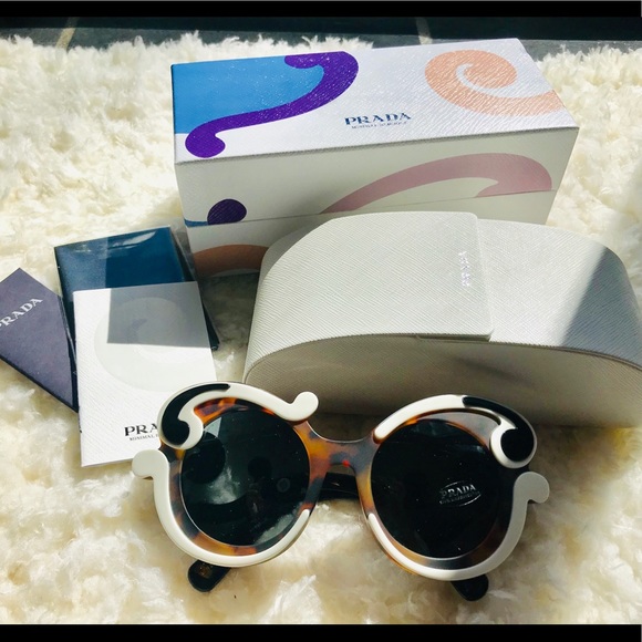 Prada Accessories - $550 NWT Authentic Prada Baroque Sunglasses